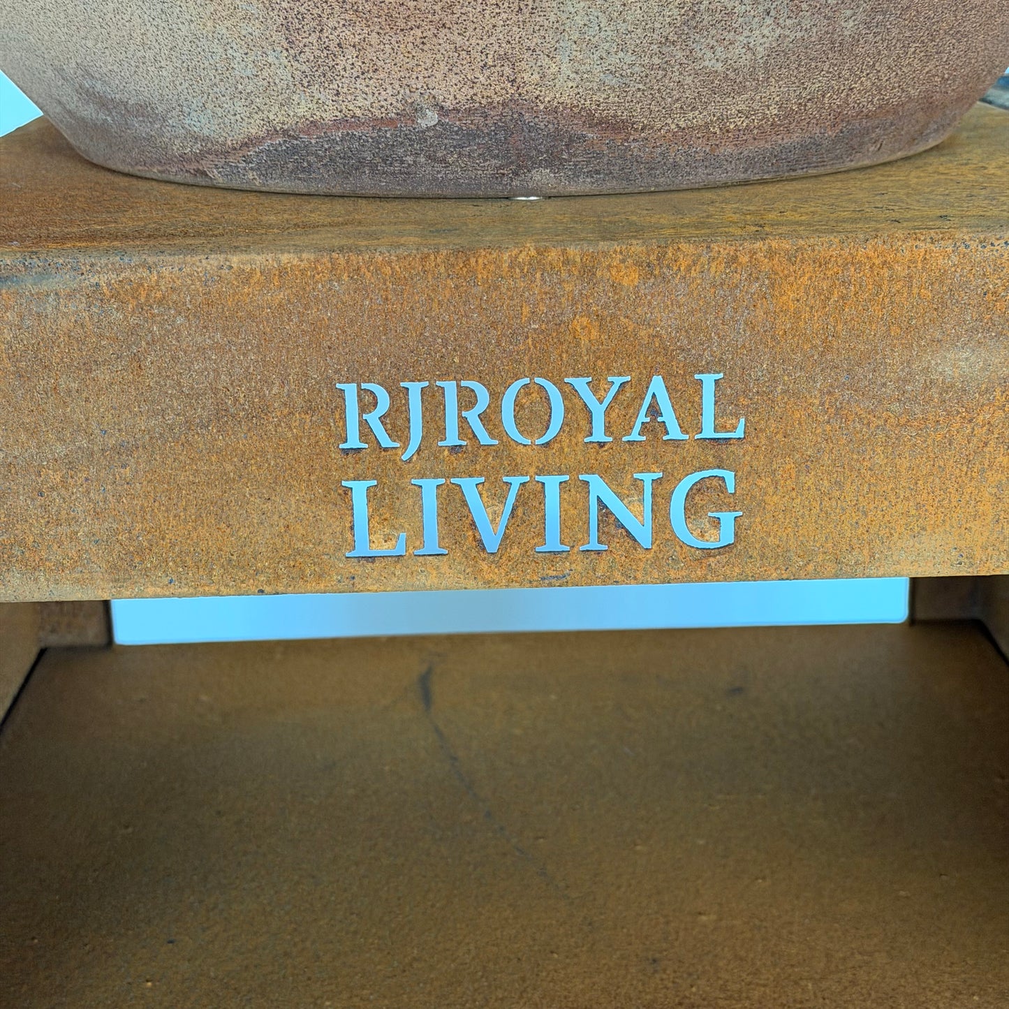 BBQ Plancha Grill Maestro Ø70cm Corten steel - With large wheels and wood storage